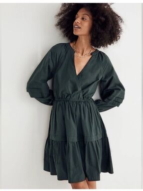 NWT Madewell Women’s Dark Green V-Neck Tiered Dress